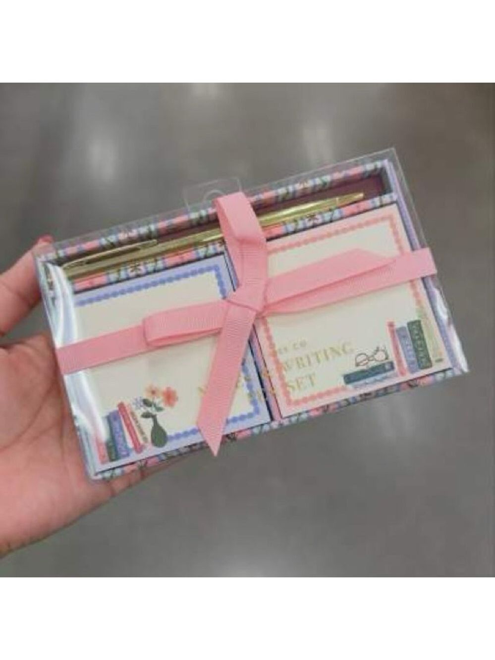 LAST ONE!!($28) Rifle Paper Co. Ladies Night Book Club Notes and Writing Pen Set